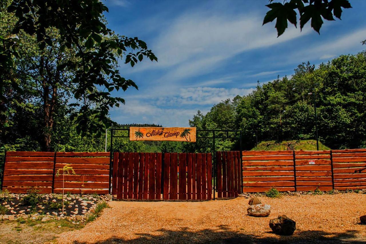 Aloha Glamp - Okragle Domki Przy Rzece - Balia I Sauna - Energylandia Zagornik Exterior foto