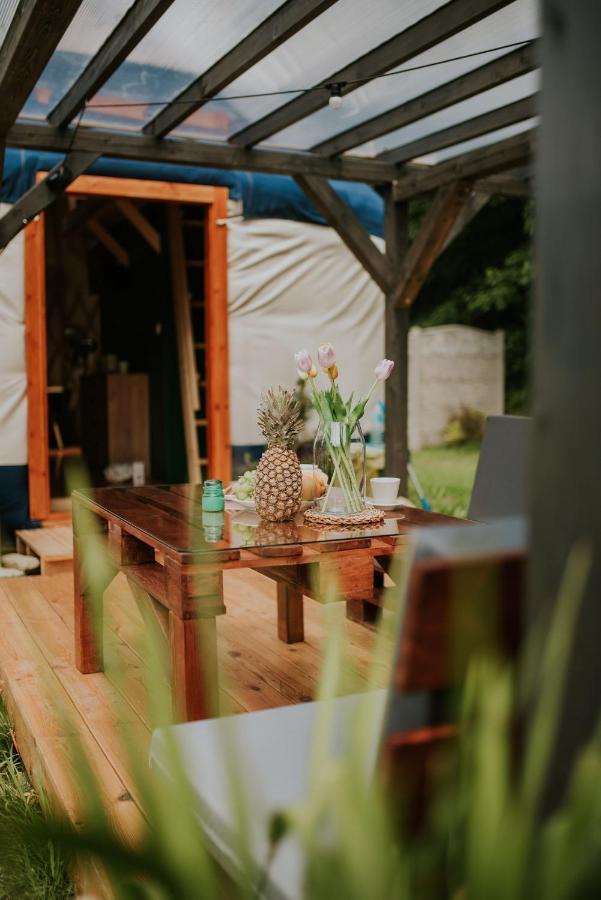 Aloha Glamp - Okragle Domki Przy Rzece - Balia I Sauna - Energylandia Zagornik Exterior foto