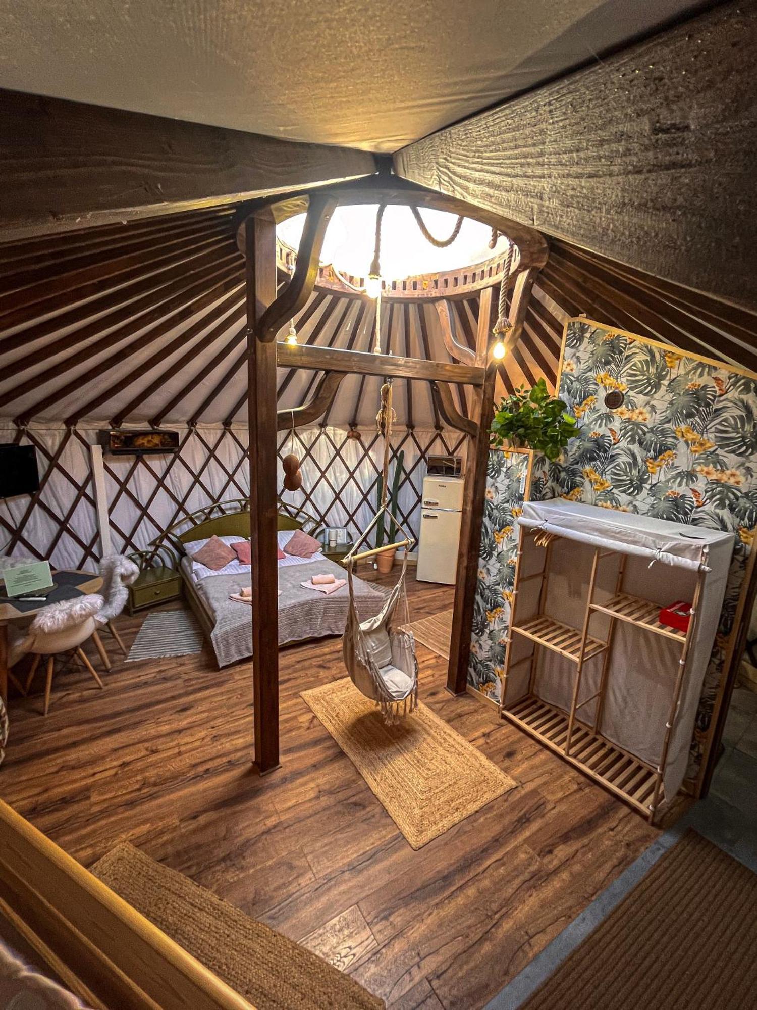 Aloha Glamp - Okragle Domki Przy Rzece - Balia I Sauna - Energylandia Zagornik Zimmer foto
